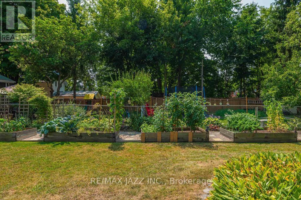 118 Richard Street, Greater Napanee, Ontario  K7R 2T4 - Photo 40 - X12329559