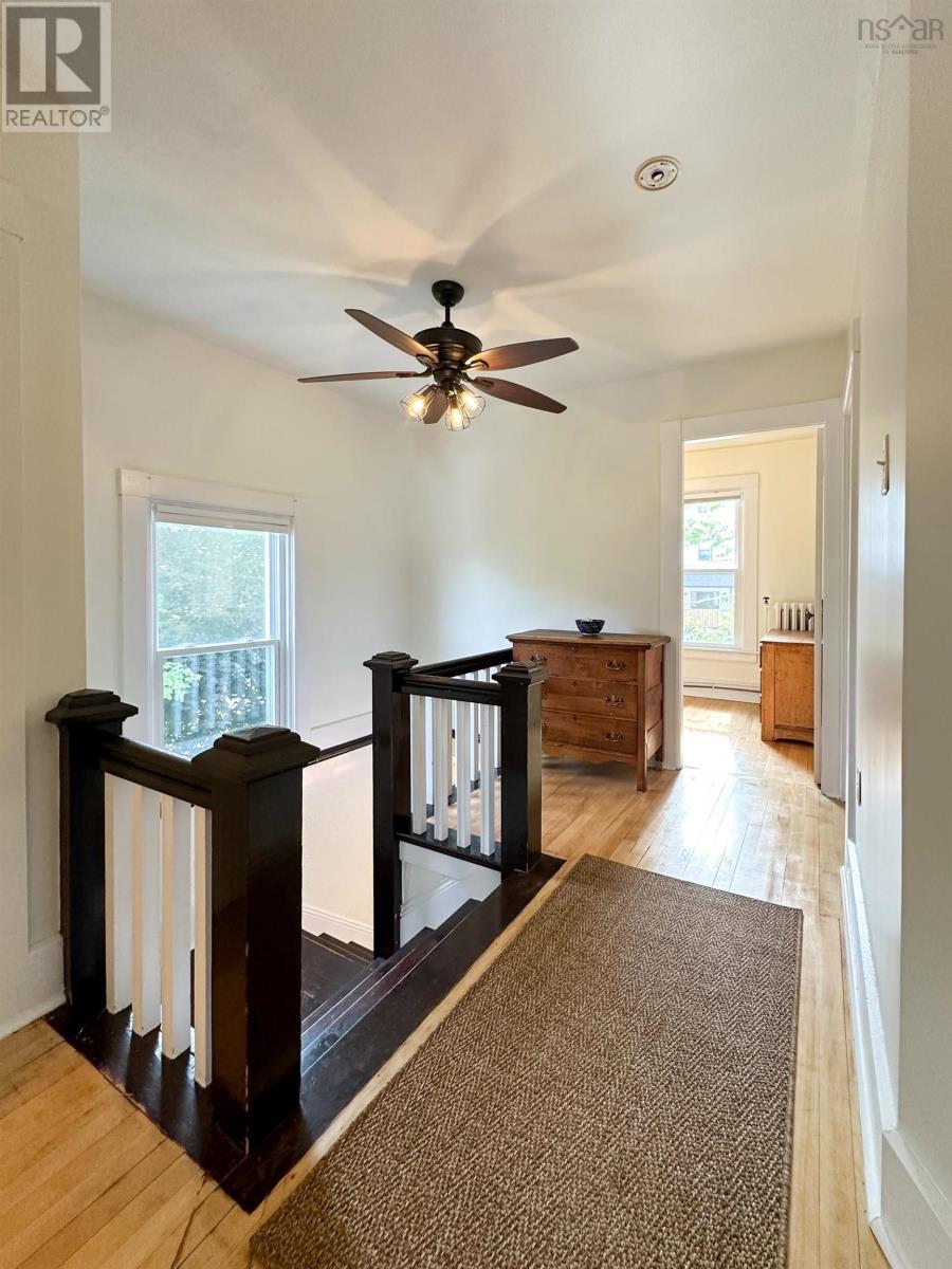 20 Queen Street, Bridgewater, Nova Scotia  B4V 1P2 - Photo 23 - 202513484