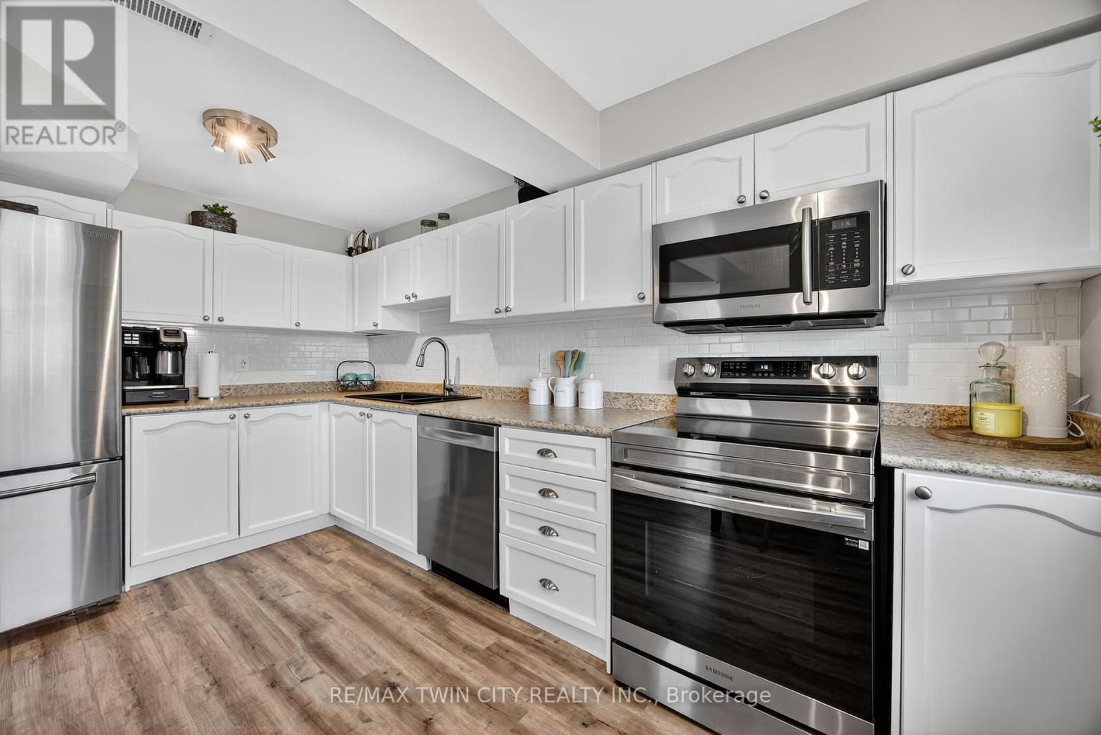 2 - 83 Goodwin Drive, Barrie, Ontario  L4N 6K4 - Photo 16 - S12329429