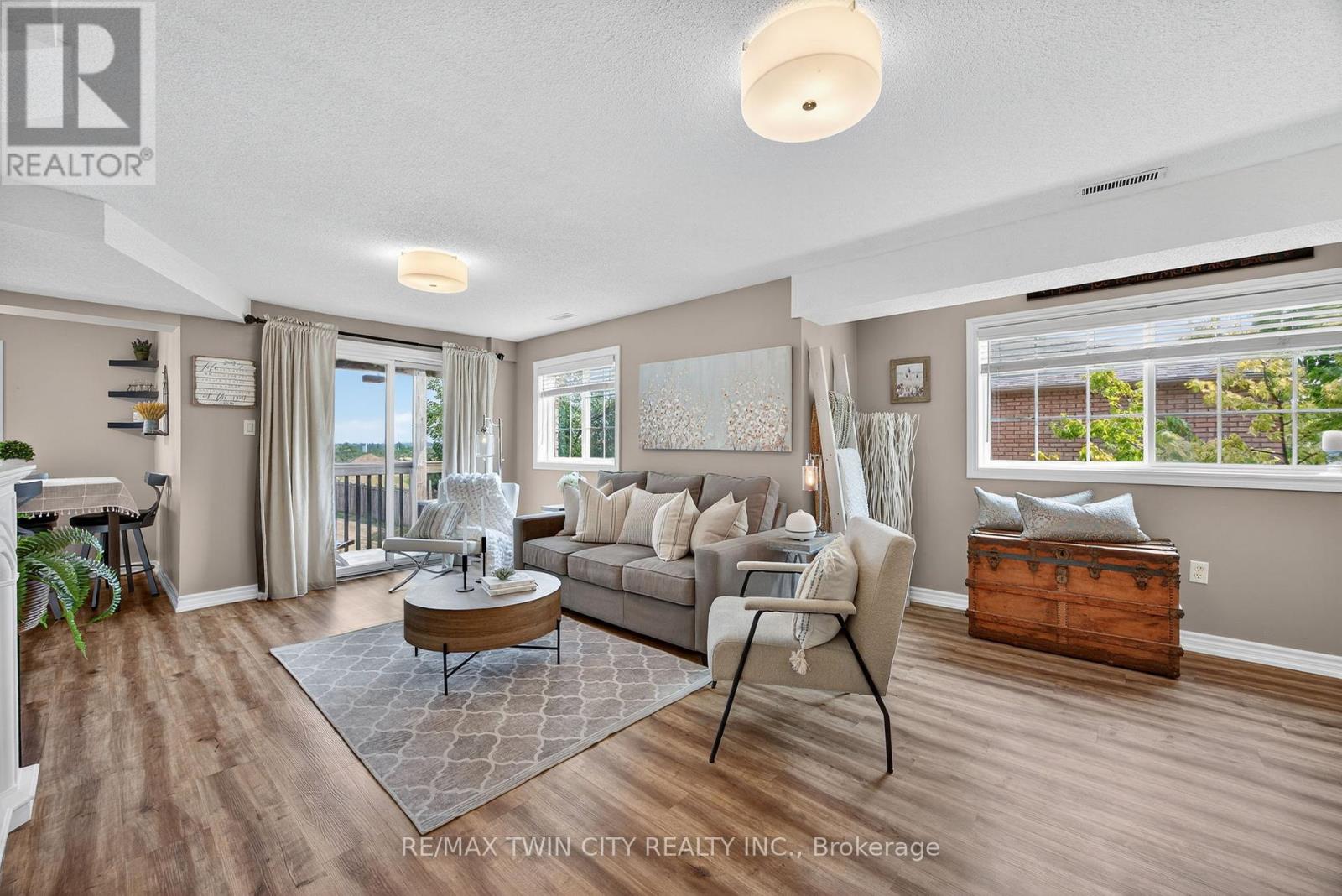 2 - 83 Goodwin Drive, Barrie, Ontario  L4N 6K4 - Photo 4 - S12329429