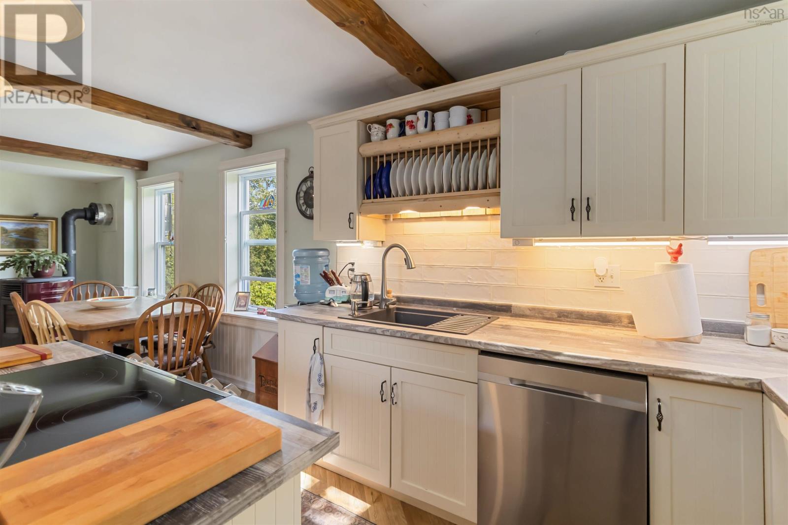 667 Crombe Road, Mill Village, Nova Scotia  B0N 2H0 - Photo 11 - 202519889