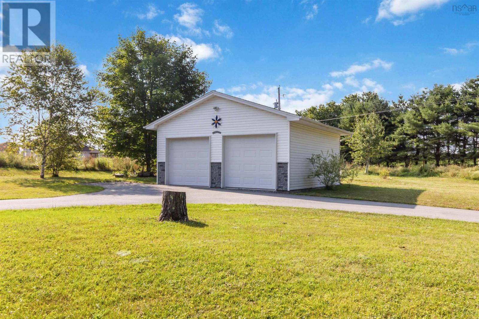 667 Crombe Road, Mill Village, Nova Scotia  B0N 2H0 - Photo 4 - 202519889