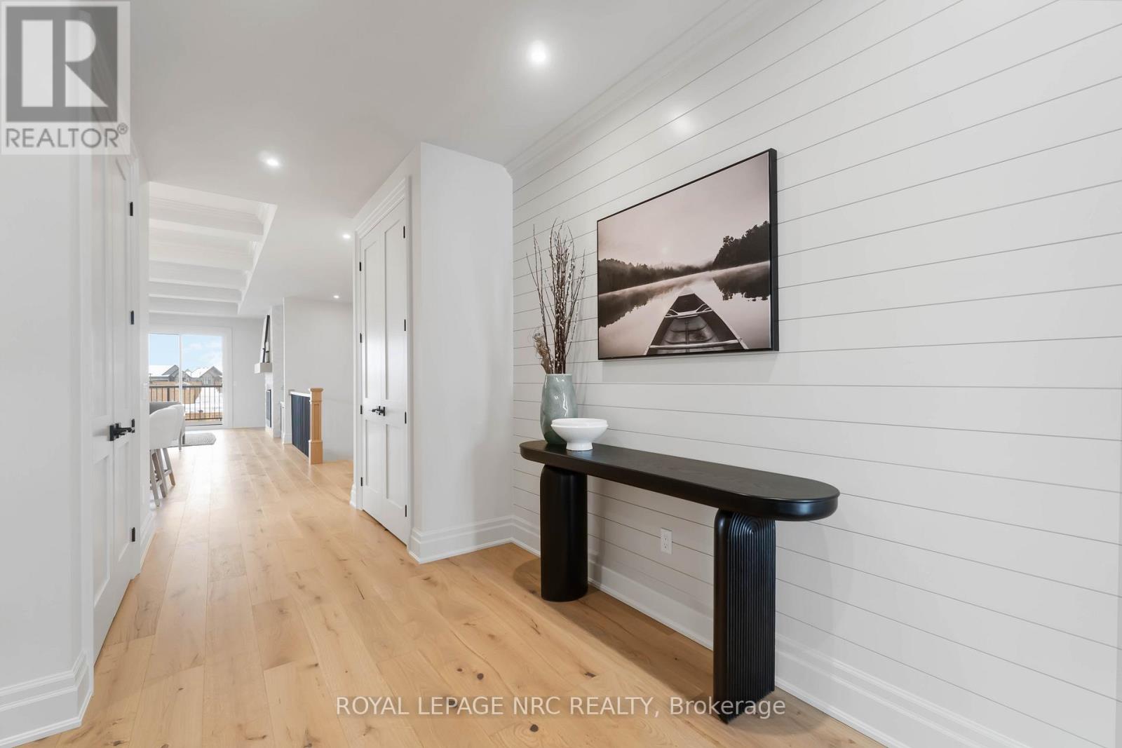 Property at 48 HARVEST DRIVE image 4