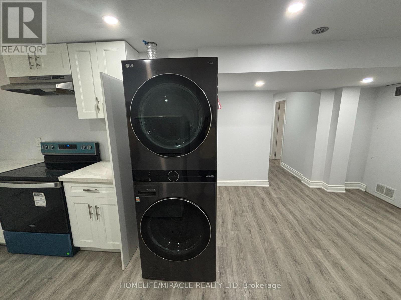 Basement - 248 Felan Avenue, Oakville, Ontario  L6K 2X6 - Photo 15 - W12329467