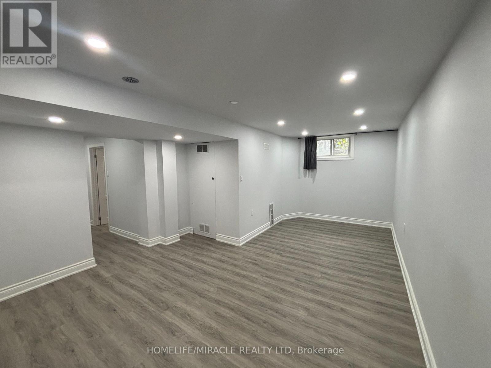 Basement - 248 Felan Avenue, Oakville, Ontario  L6K 2X6 - Photo 17 - W12329467