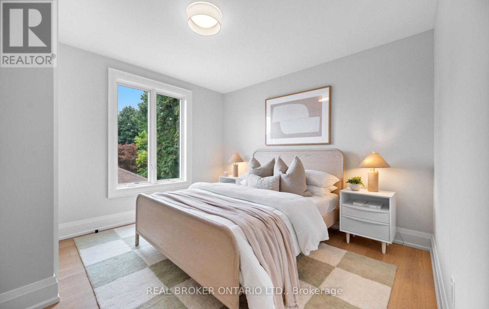 94 Prince Edward Drive S, Toronto, Ontario  M8Y 3V7 - Photo 40 - W12329489