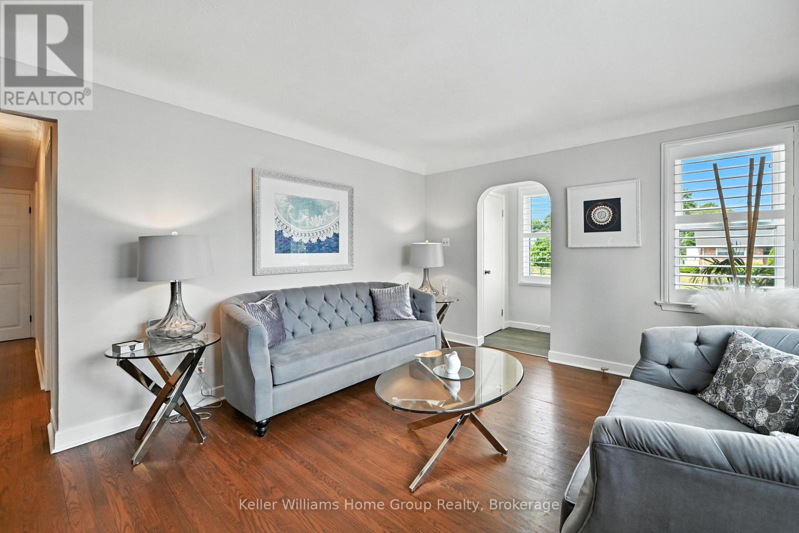 4 Glenview Avenue, St. Catharines, Ontario  L2N 2Z6 - Photo 6 - X12329536