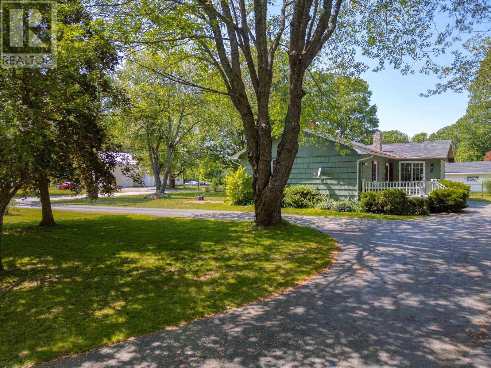 256 Dodge Road, Wilmot, Nova Scotia  B0P 1W0 - Photo 4 - 202514922