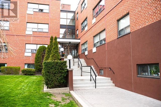 10b - 101 Coe Hill Drive, Toronto, Ontario  M6S 3E3 - Photo 1 - W12326064