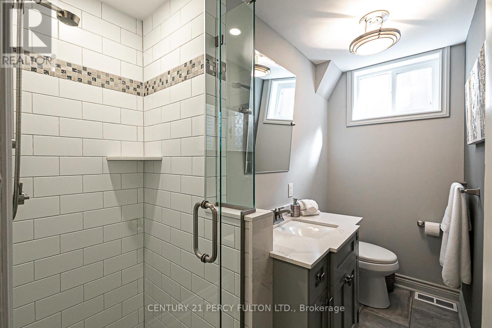 4 Page Avenue, Toronto, Ontario  M2K 2B2 - Photo 36 - C12329533