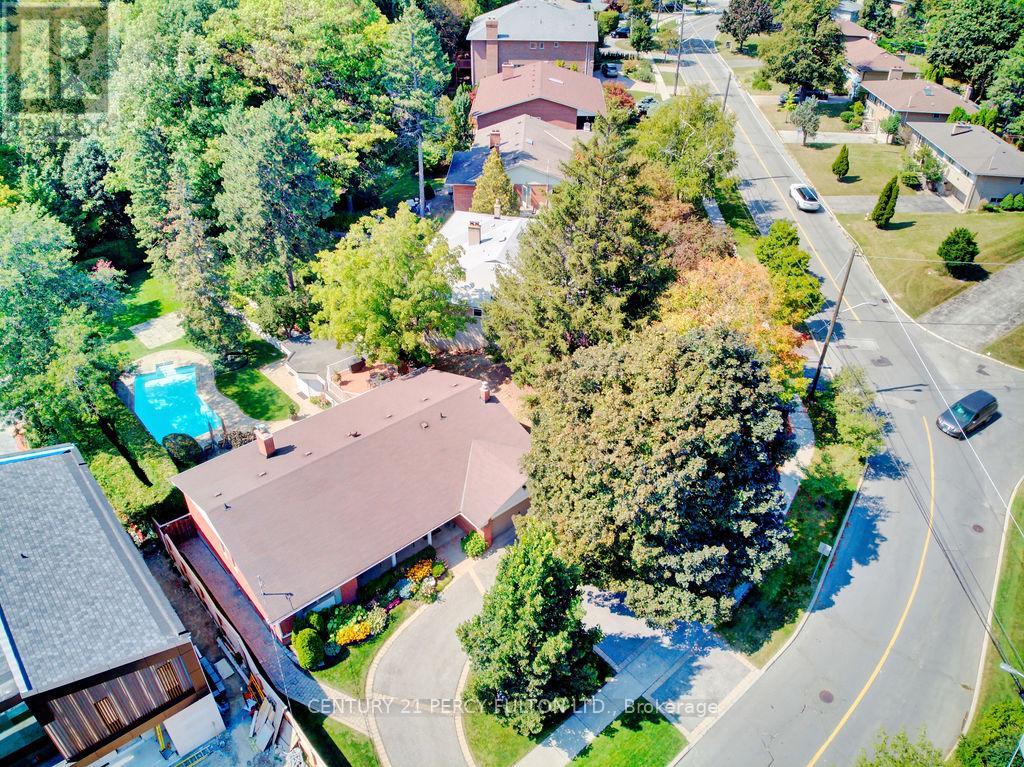 4 Page Avenue, Toronto, Ontario  M2K 2B2 - Photo 39 - C12329533