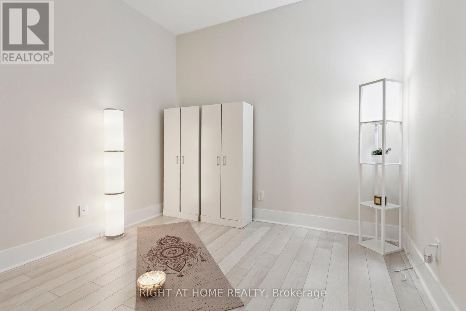 311 - 32 Davenport Road, Toronto, Ontario  M5R 1H3 - Photo 15 - C12329538