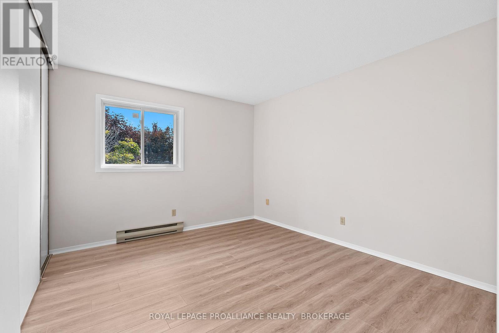 302 - 573 Armstrong Road, Kingston, Ontario  K7M 8J8 - Photo 21 - X12329709