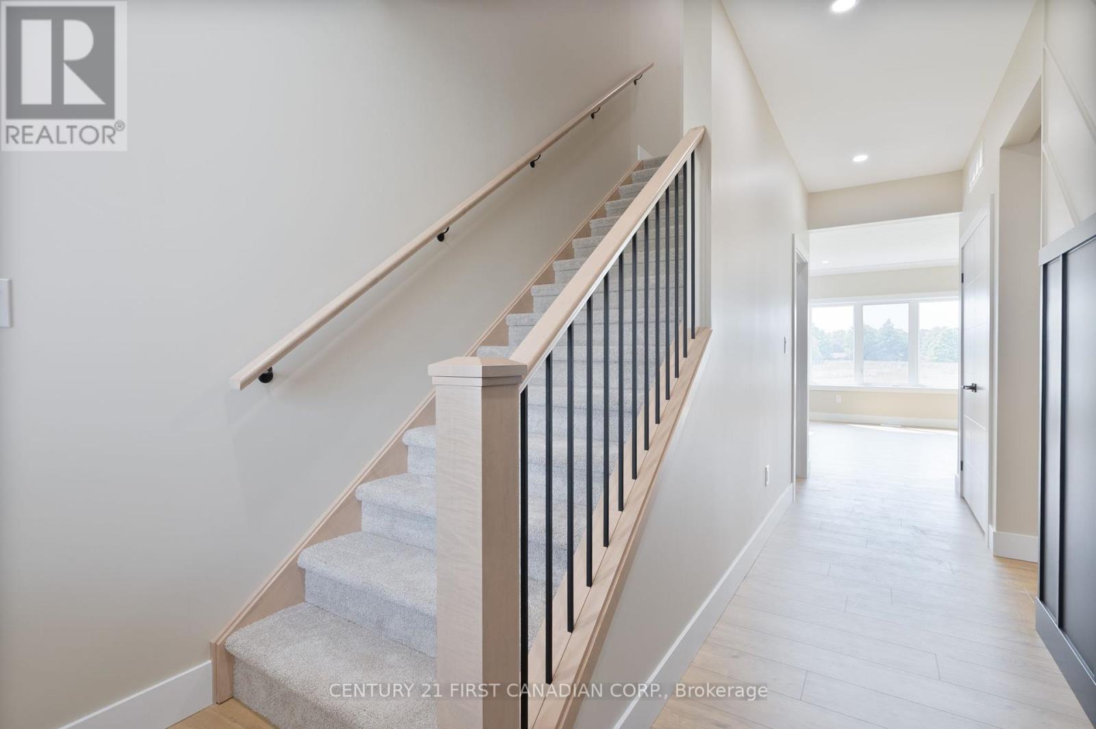 25 Sheldabren Street, North Middlesex, Ontario  N0M 1A0 - Photo 13 - X12329716