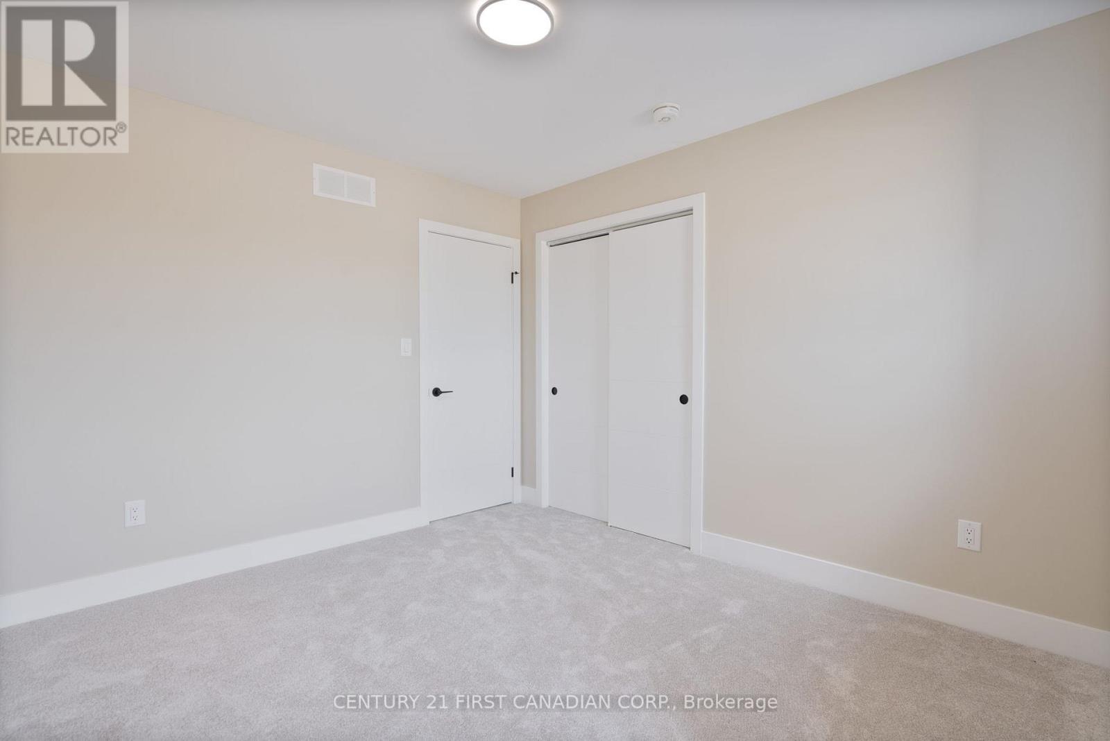 25 Sheldabren Street, North Middlesex, Ontario  N0M 1A0 - Photo 20 - X12329716