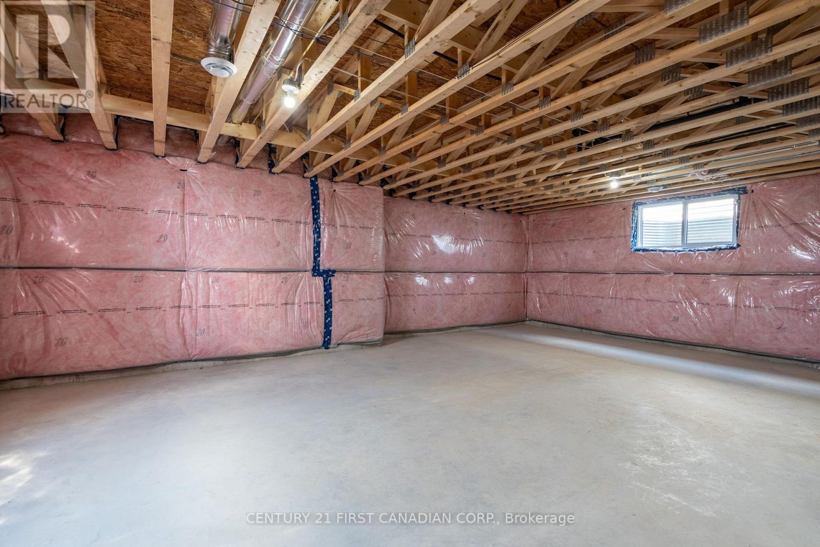 25 Sheldabren Street, North Middlesex, Ontario  N0M 1A0 - Photo 26 - X12329716