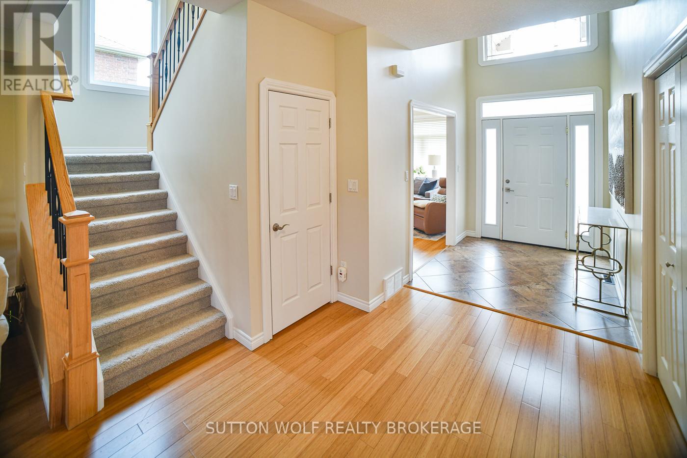 544 Juliana Drive, Strathroy-Caradoc, Ontario  N0L 1W0 - Photo 16 - X12329735