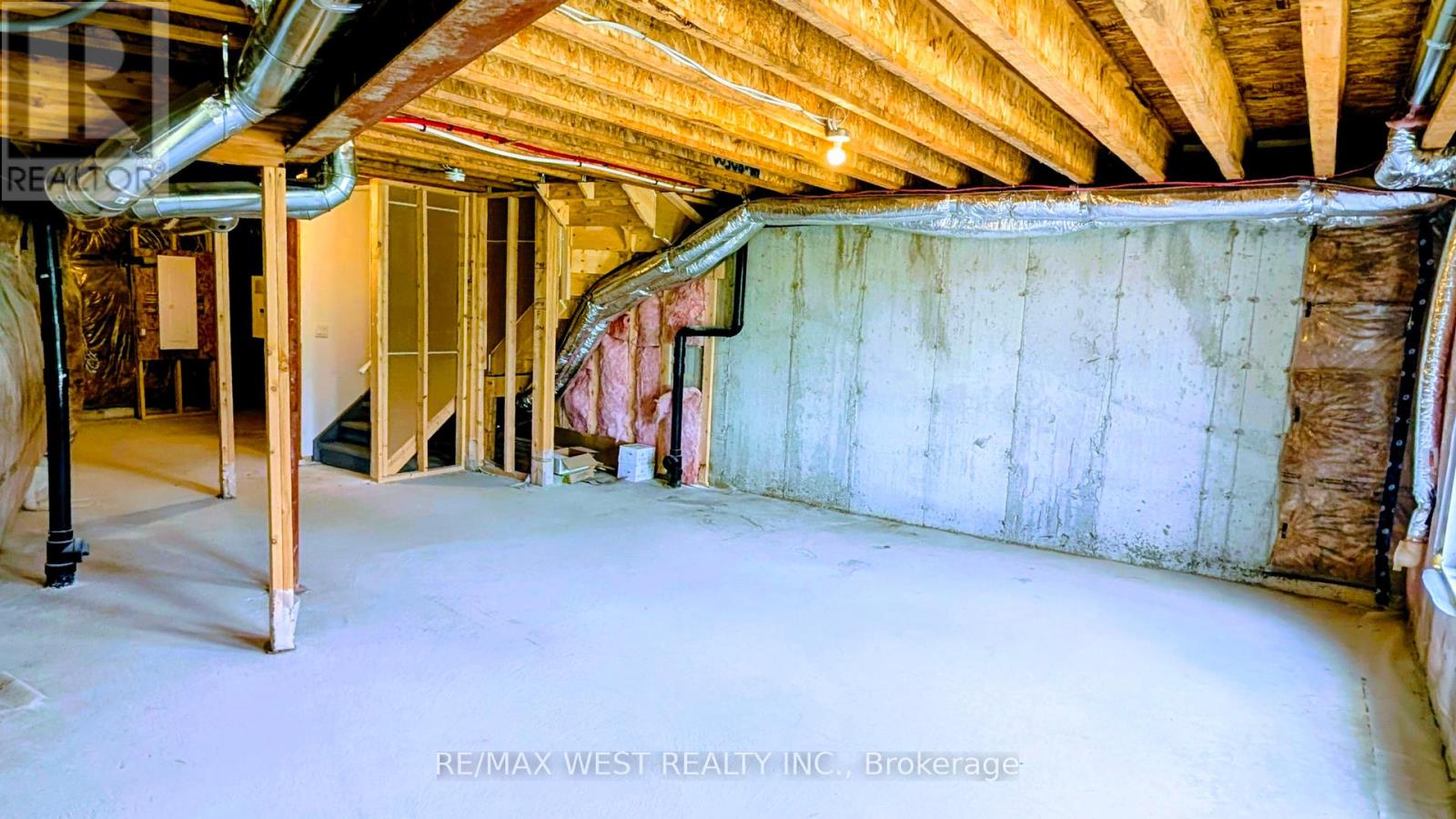 51 Inverary Crescent, Vaughan, Ontario  L4L 1A7 - Photo 34 - N12329657