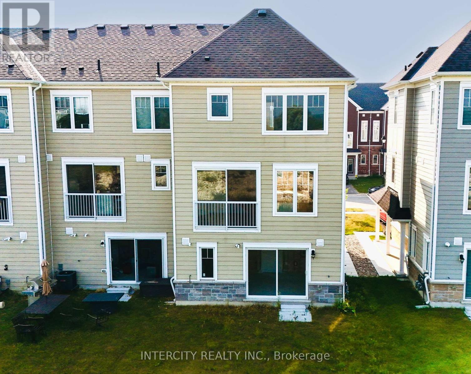 88 Sandhill Crane Drive, Wasaga Beach, Ontario  L9Z 0K4 - Photo 27 - S12329680