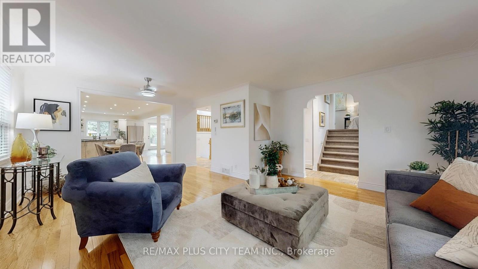 Property at 34 EDGE PARK AVENUE image 5