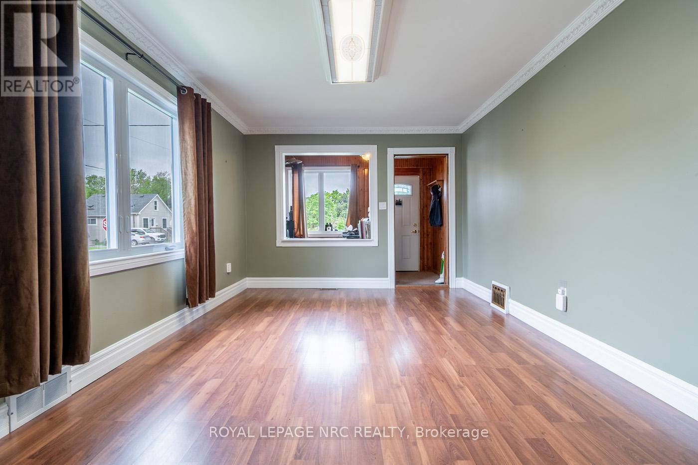Property at 80 CHETWOOD STREET image 3