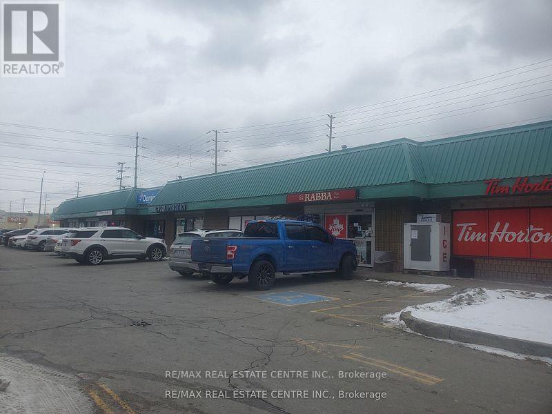 4 - 645 Lakeshore Road E, Mississauga, Ontario  L5G 1J5 - Photo 5 - W12329534