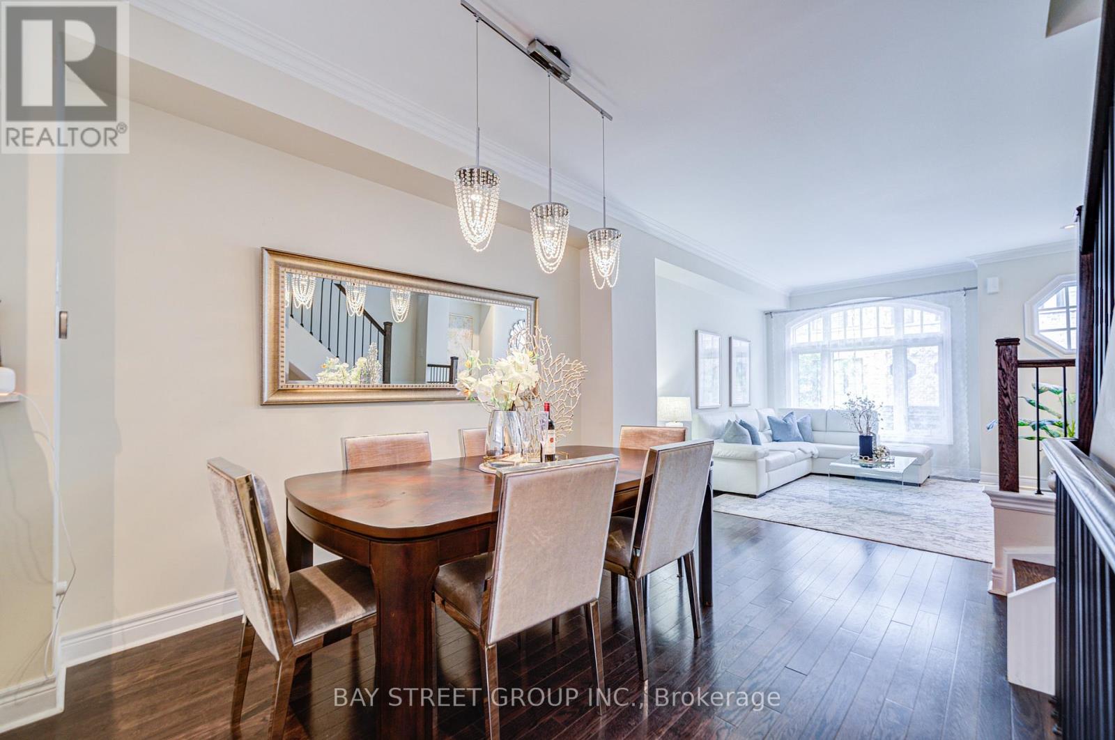 37 Lobo Mews, Toronto (Islington-City Centre West), Ontario  M8Z 0B2 - Photo 10 - W12329654
