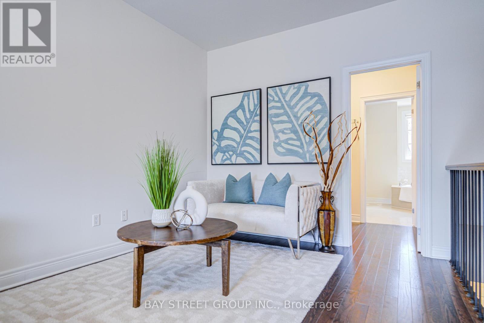 37 Lobo Mews, Toronto (Islington-City Centre West), Ontario  M8Z 0B2 - Photo 37 - W12329654