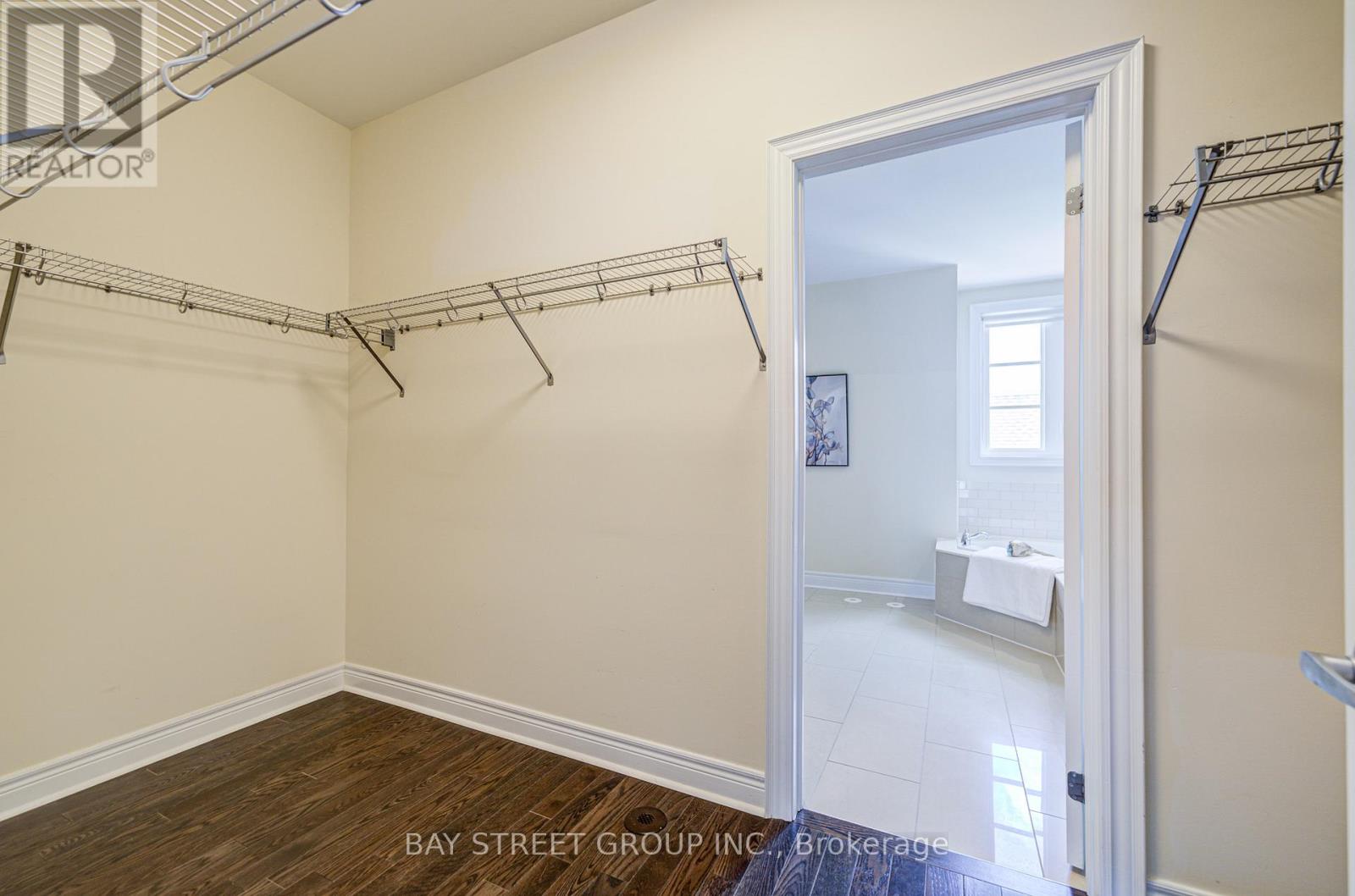 37 Lobo Mews, Toronto (Islington-City Centre West), Ontario  M8Z 0B2 - Photo 39 - W12329654