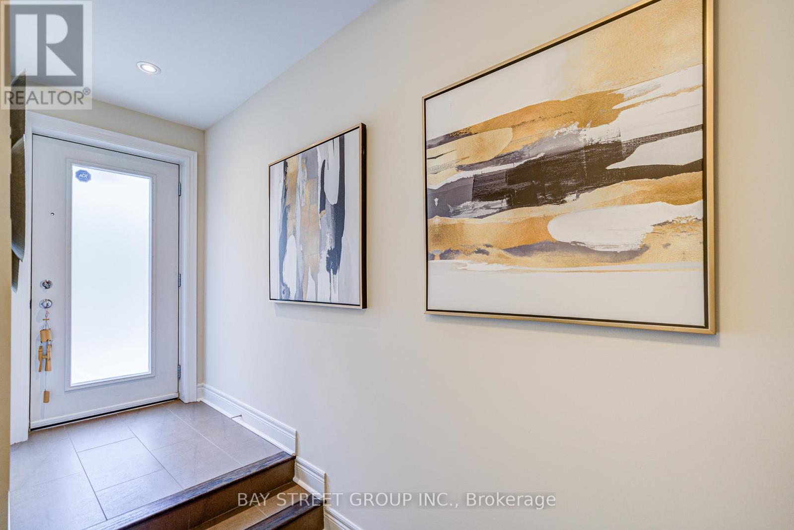 Property at 37 LOBO MEWS image 5