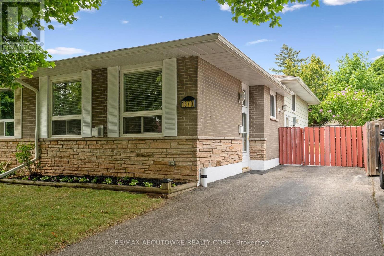 Property at 1370 ROYLEN ROAD image 1