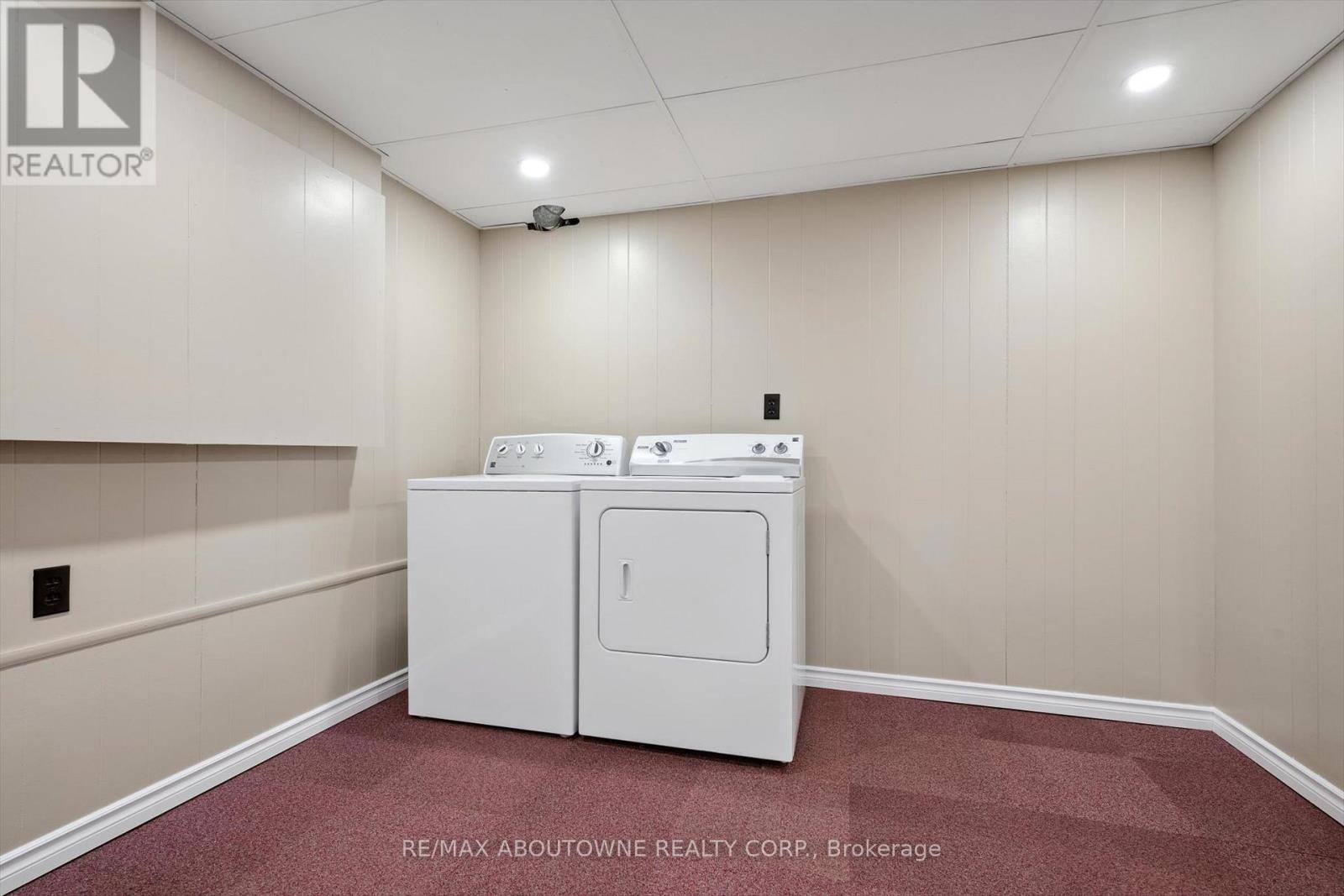 1370 Roylen Road, Oakville, Ontario  L6H 1V4 - Photo 28 - W12329661