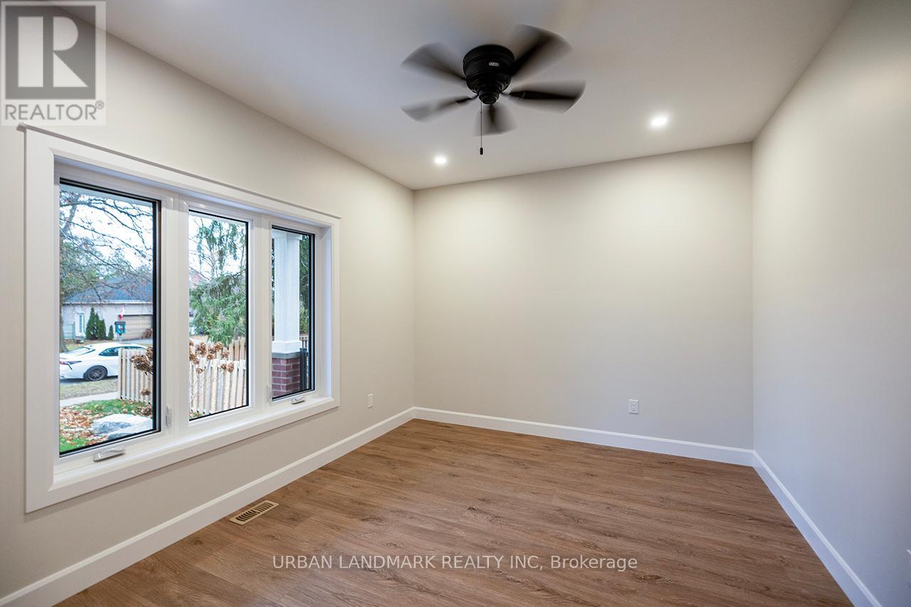 214 Aberdeen Avenue, Peterborough North, Ontario  K9H 3Y1 - Photo 6 - X12329658