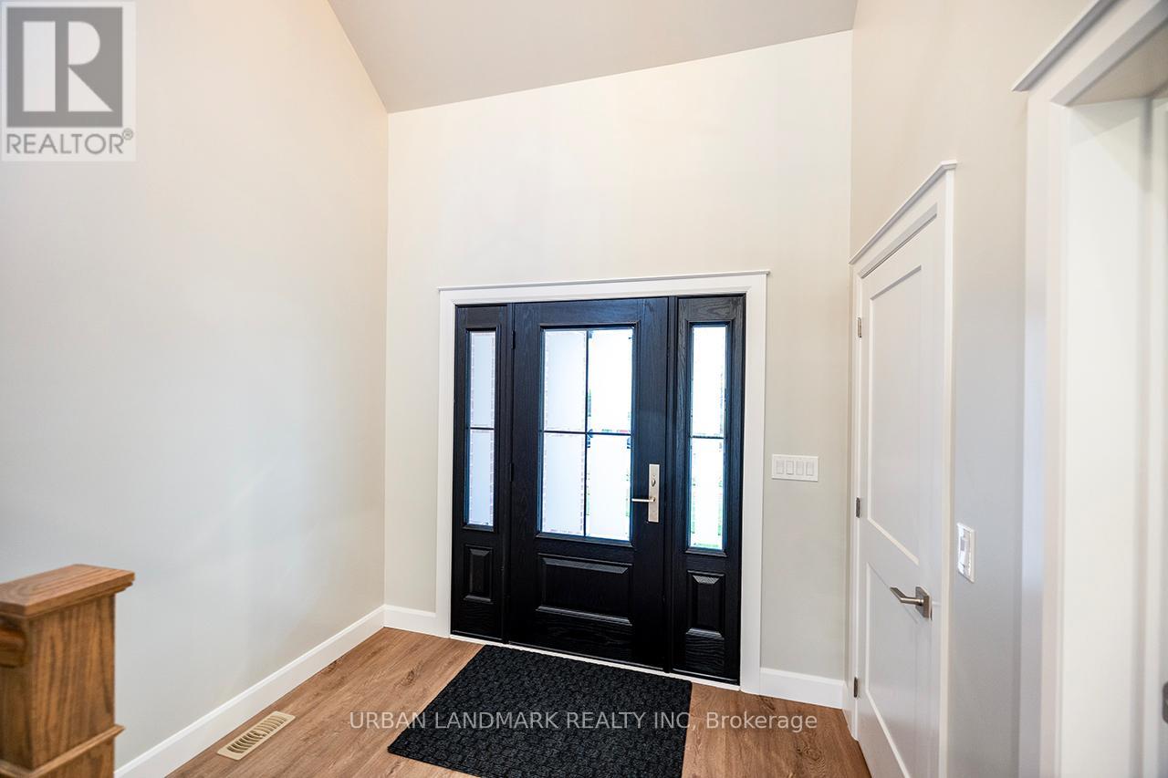 214 Aberdeen Avenue, Peterborough North, Ontario  K9H 3Y1 - Photo 8 - X12329658