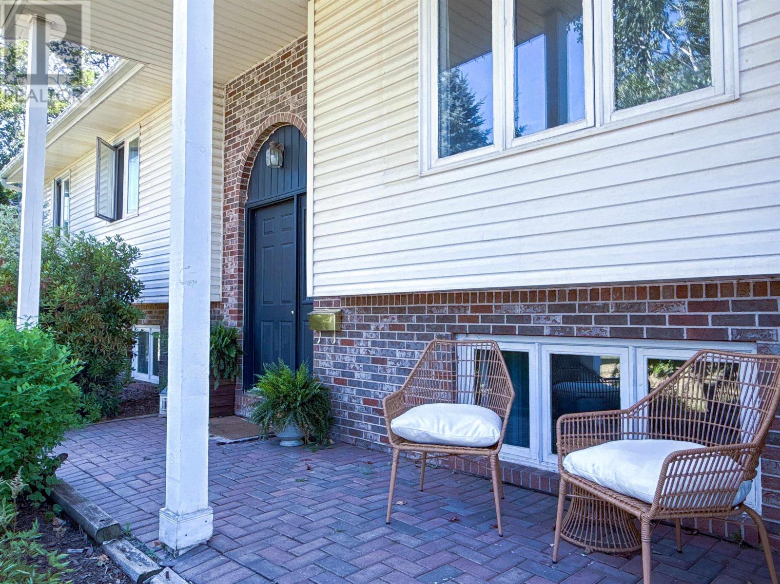 Property at 2 Regal Avenue image 3