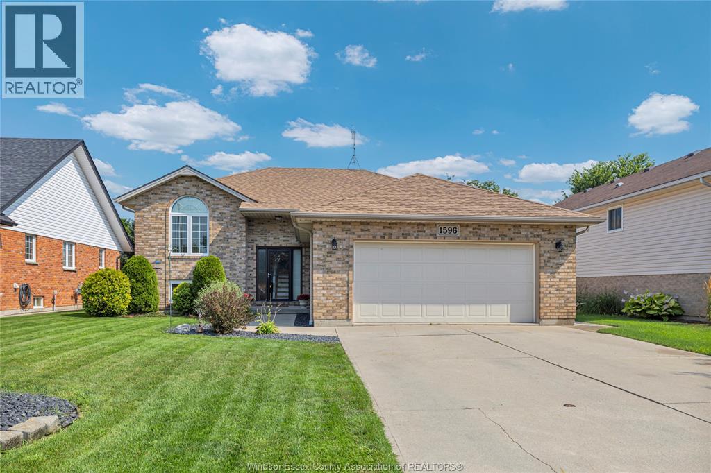 Property at 1596 WHITEWOOD DRIVE image 4