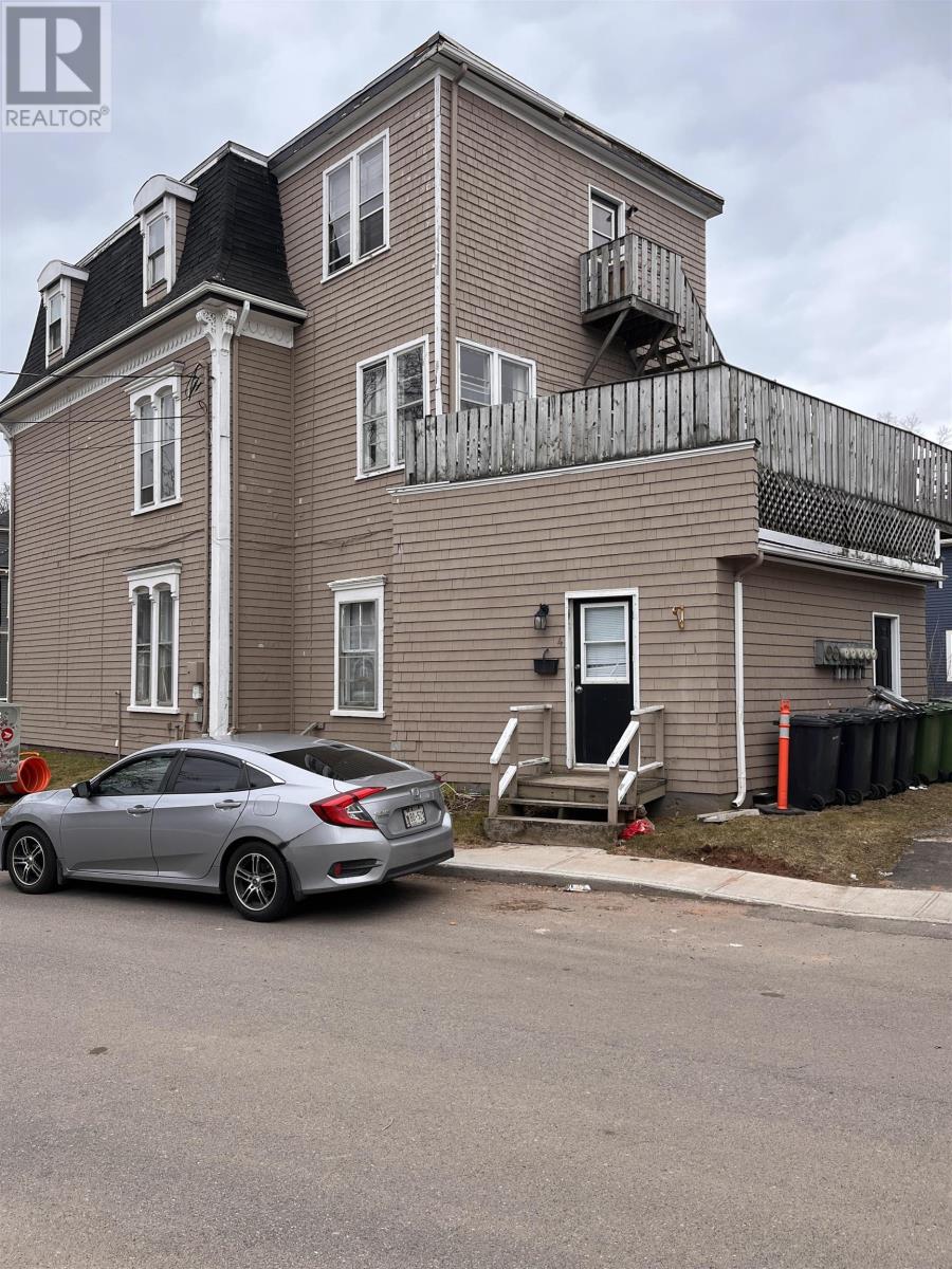 305 Euston Street, Charlottetown, Prince Edward Island  C1A 1X7 - Photo 3 - 202519924