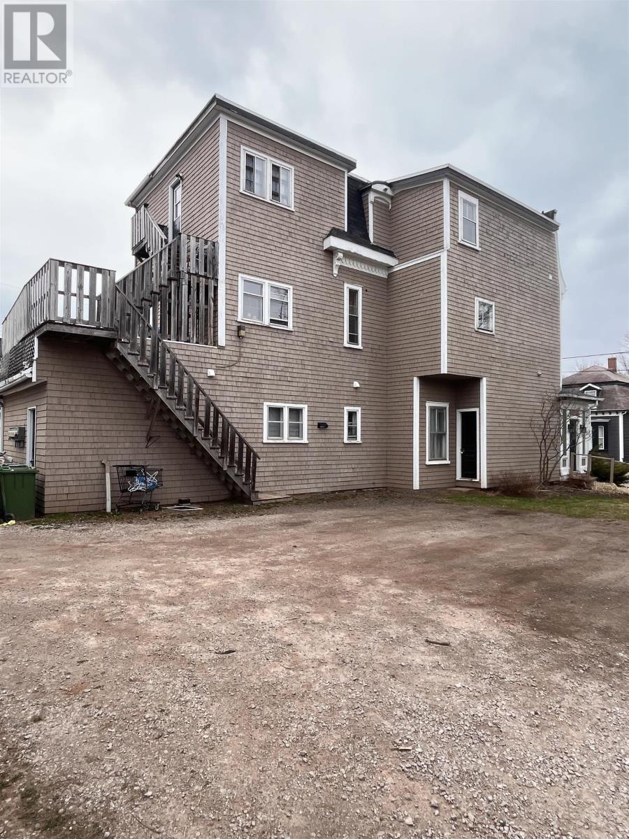 305 Euston Street, Charlottetown, Prince Edward Island  C1A 1X7 - Photo 4 - 202519924