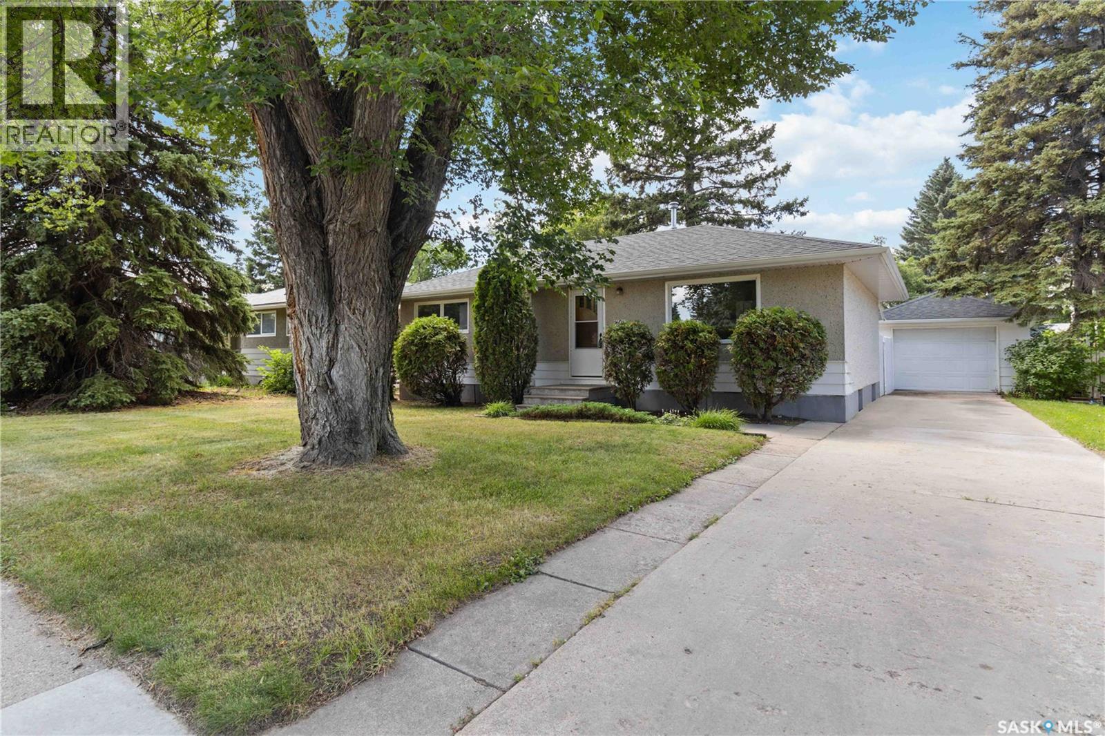 Property at 1606 Preston AVENUE S image 2