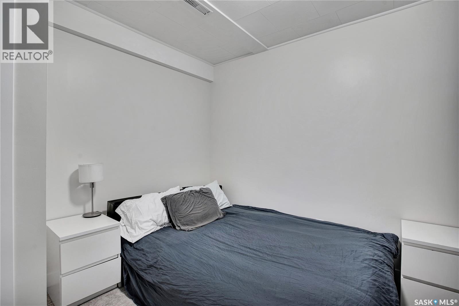 2616 Clarence Avenue S, Saskatoon, Saskatchewan  S7J 1M6 - Photo 23 - SK014774
