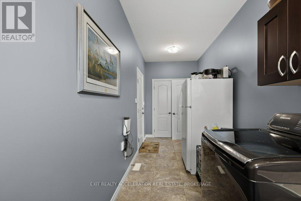 63 Ashwood Crescent, Greater Napanee, Ontario  K7R 3L1 - Photo 20 - X12302793