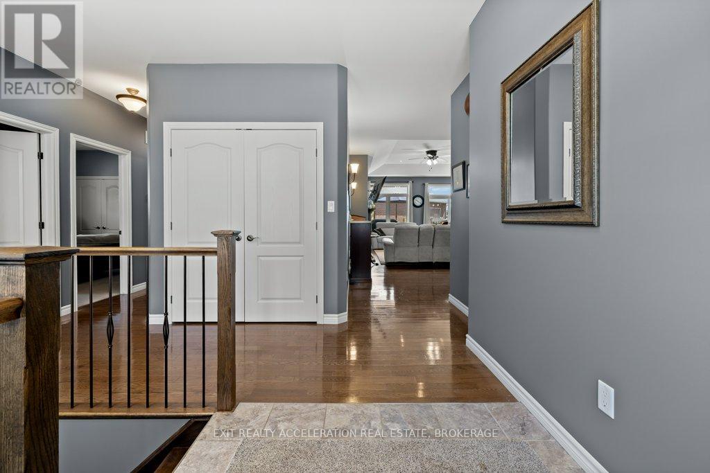 63 Ashwood Crescent, Greater Napanee, Ontario  K7R 3L1 - Photo 7 - X12302793