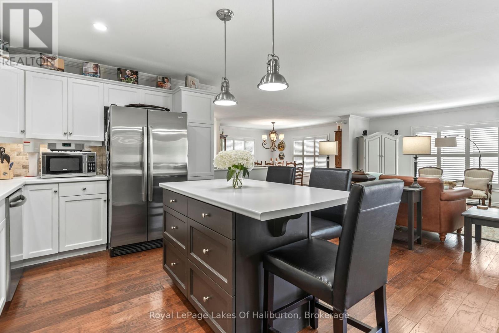 1030 Sawdust Road, Minden Hills, Ontario  K0M 2K0 - Photo 12 - X12329903