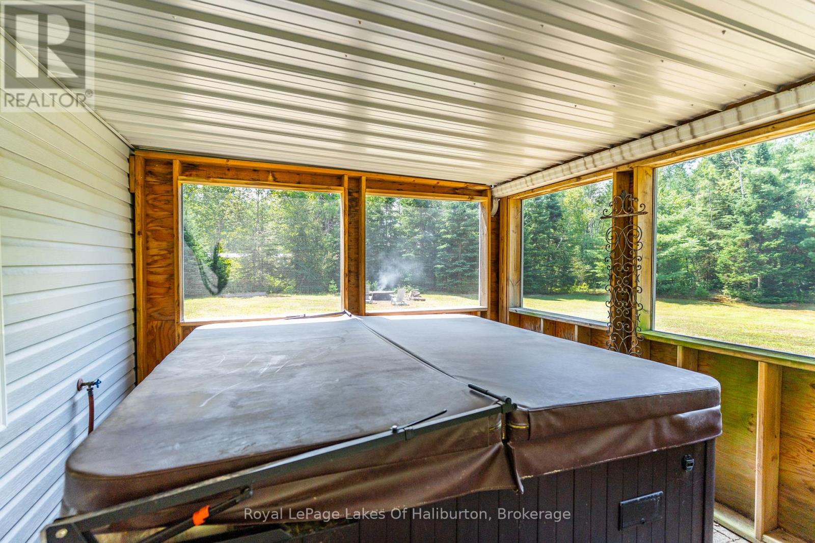 1030 Sawdust Road, Minden Hills, Ontario  K0M 2K0 - Photo 33 - X12329903