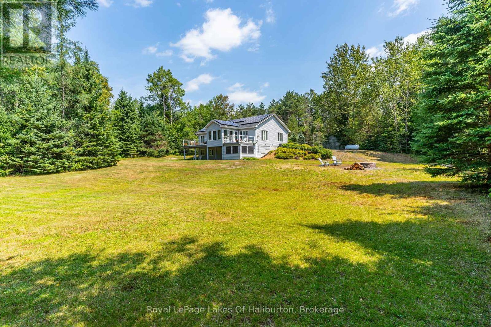 1030 Sawdust Road, Minden Hills, Ontario  K0M 2K0 - Photo 9 - X12329903