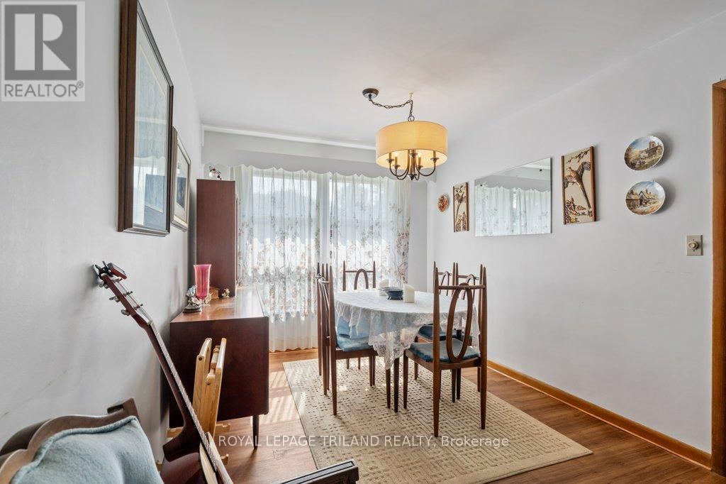 15 Dalewood Drive, St. Thomas, Ontario  N5P 3H8 - Photo 10 - X12329932
