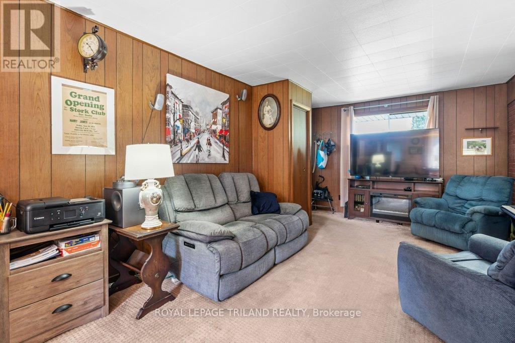 15 Dalewood Drive, St. Thomas, Ontario  N5P 3H8 - Photo 21 - X12329932