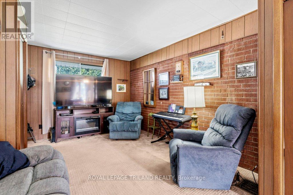 15 Dalewood Drive, St. Thomas, Ontario  N5P 3H8 - Photo 22 - X12329932