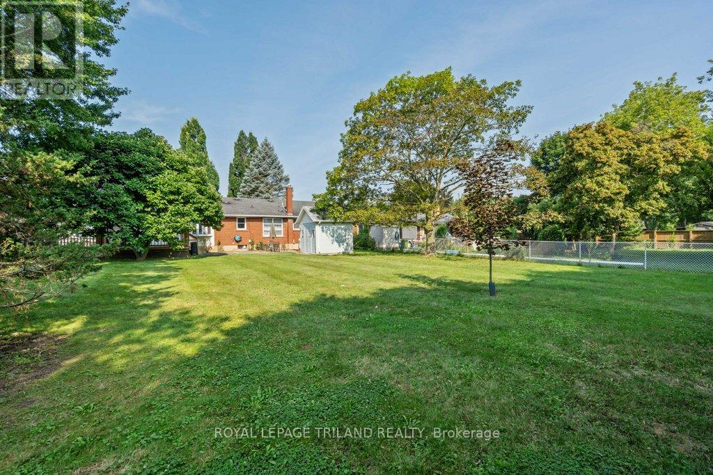 15 Dalewood Drive, St. Thomas, Ontario  N5P 3H8 - Photo 41 - X12329932