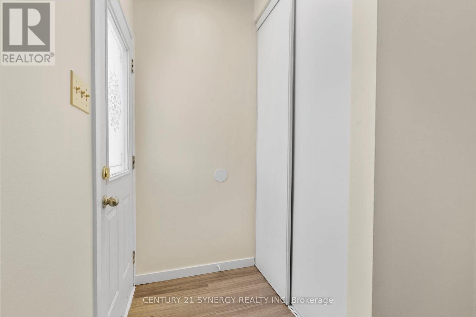 Property at 26B SONNET CRESCENT image 3